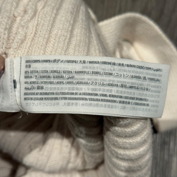 Hollister Cream Cable Knit Sweater Tank - Picture 5 of 6